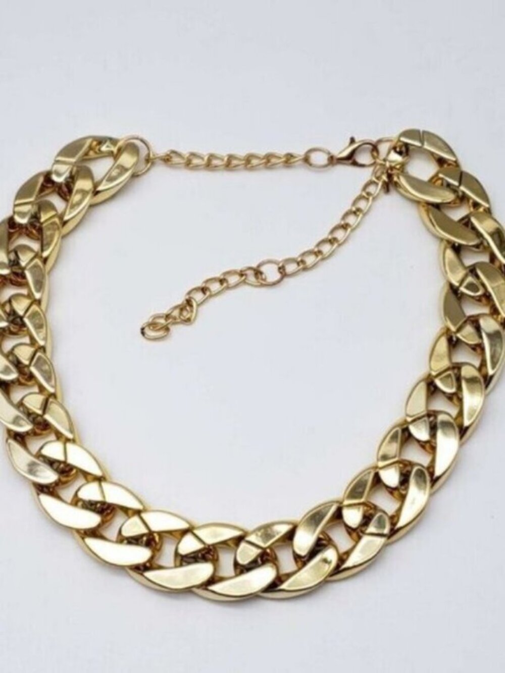 Gold-Plated Necklace with Authentic Louis Vuitton Padlock - Picture 11 of 11